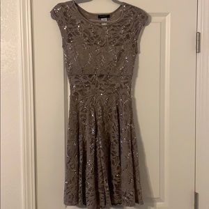 Women’s sparkly lace formal dress